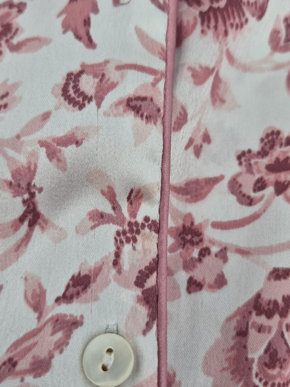 Haute Hippie Pajama Set Large PJ Floral Satin Feel Cottage Core Shorts Top - Picture 5 of 13